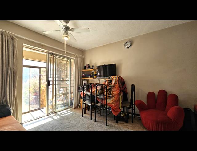 2 BEDROOM APARTMENT FOR SALE IN MOOIKLOOF RIDGE